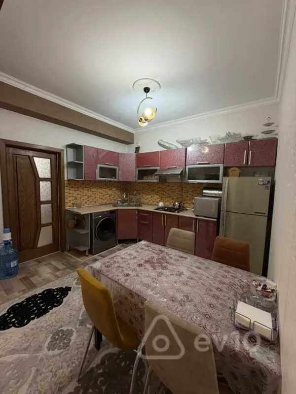 Satılır 2 otaqlı yeni tikili 70 m²