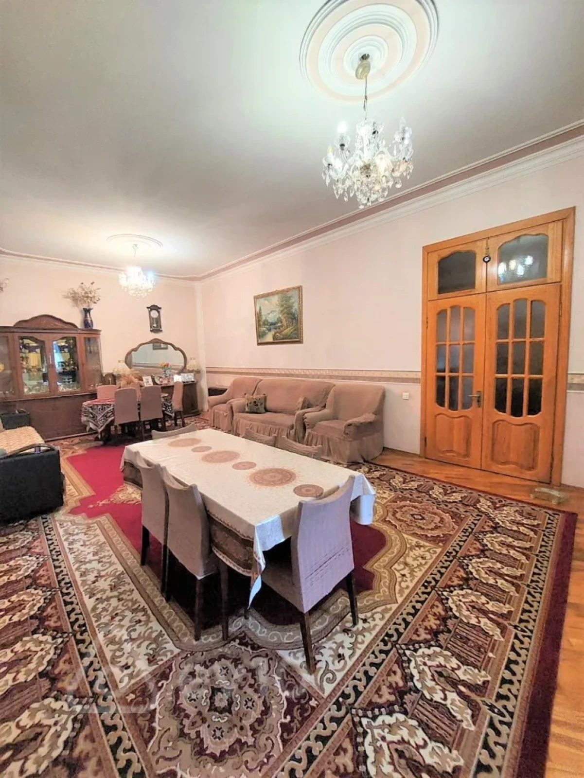 Satılır 4 otaqlı həyət evi 200 m²