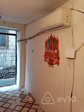 Kirayə verilir 1 otaqlı həyət evi 27 m²