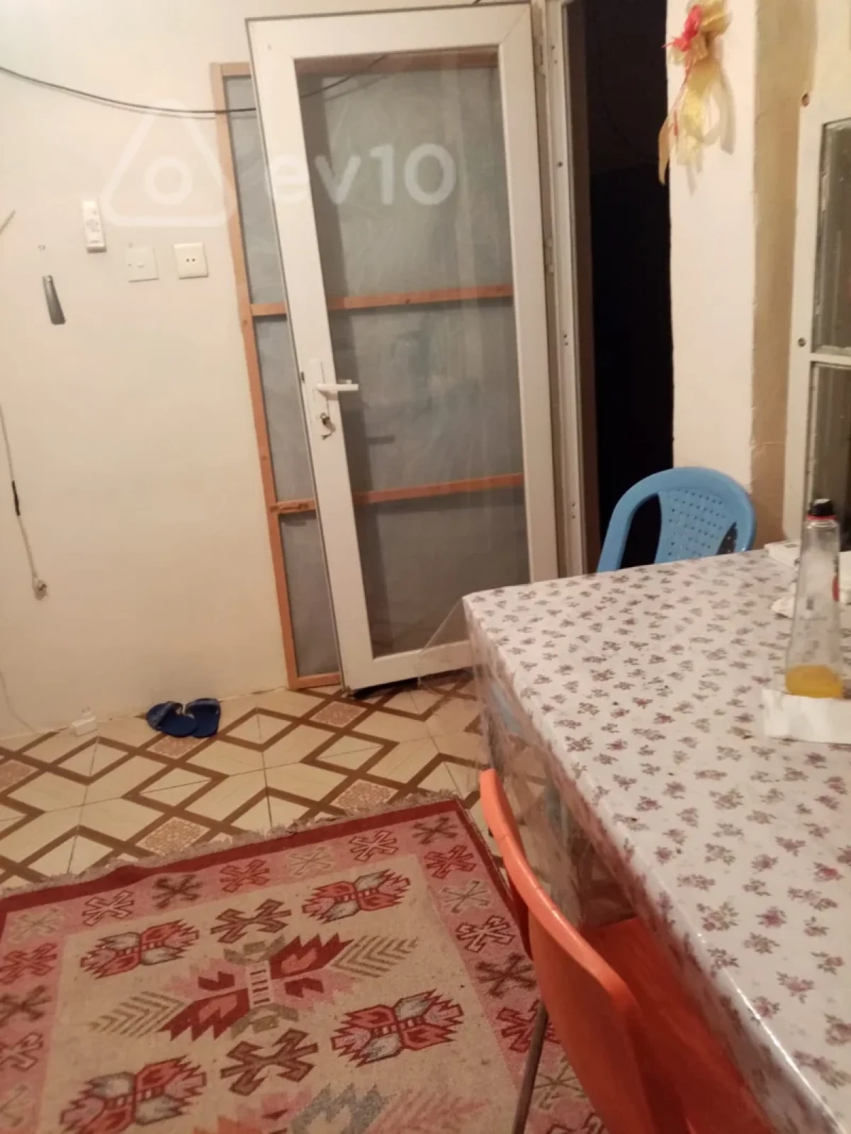 Kirayə verilir 1 otaqlı həyət evi 27 m²