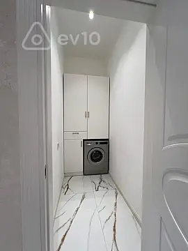 Kirayə verilir 2 otaqlı yeni tikili 85 m²