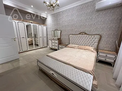 Kirayə verilir 2 otaqlı yeni tikili 85 m²