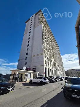 Satılır 2 otaqlı yeni tikili 72 m²