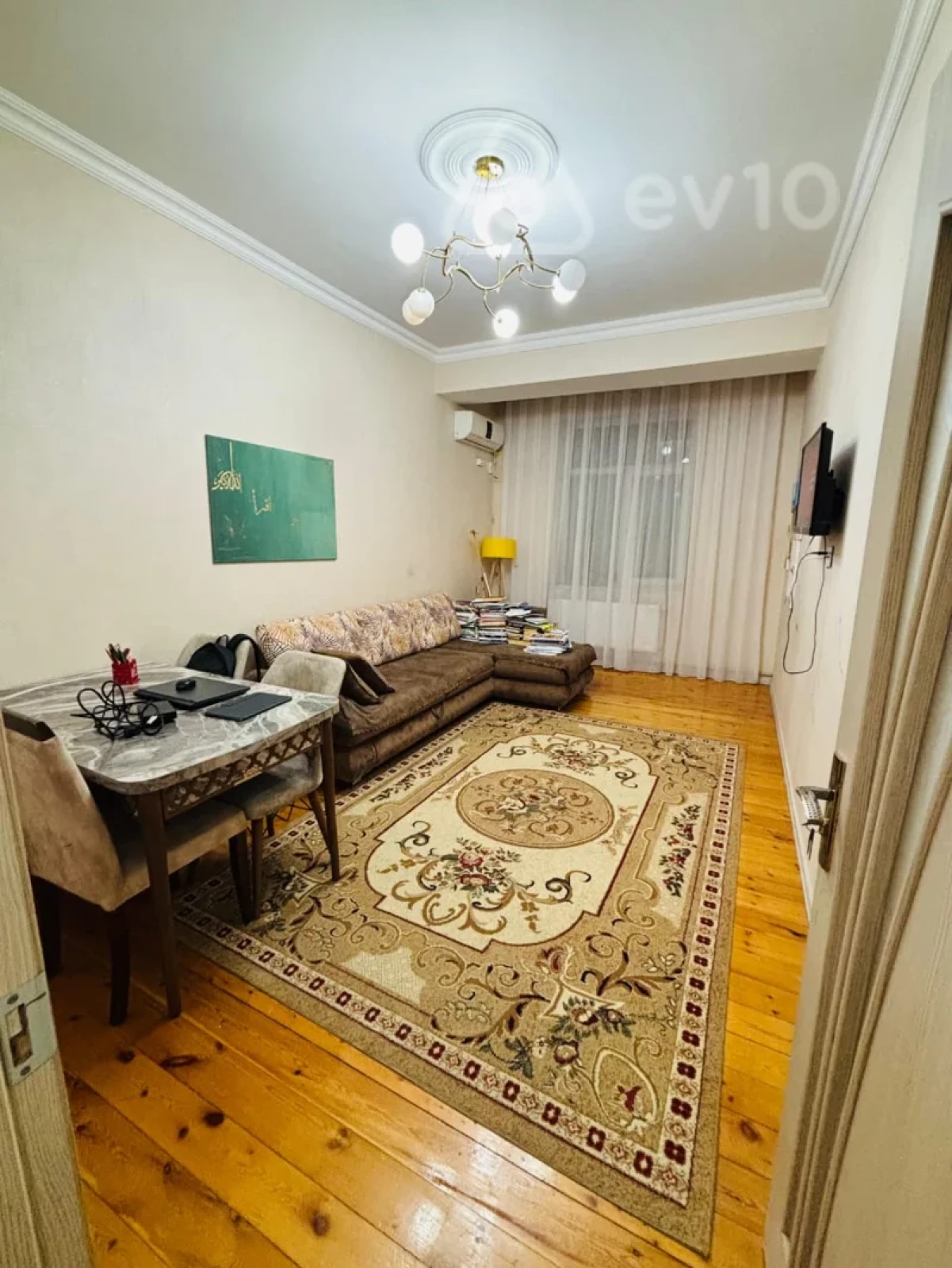 Satılır 2 otaqlı yeni tikili 55 m²