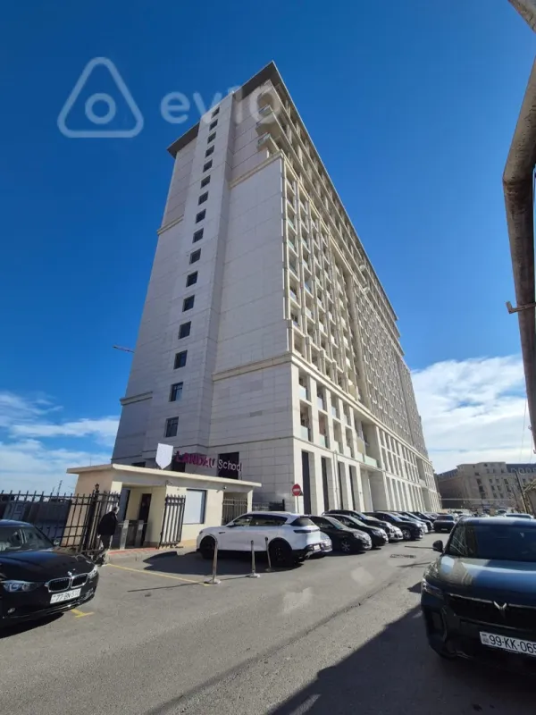 Satılır 3 otaqlı yeni tikili 153 m²