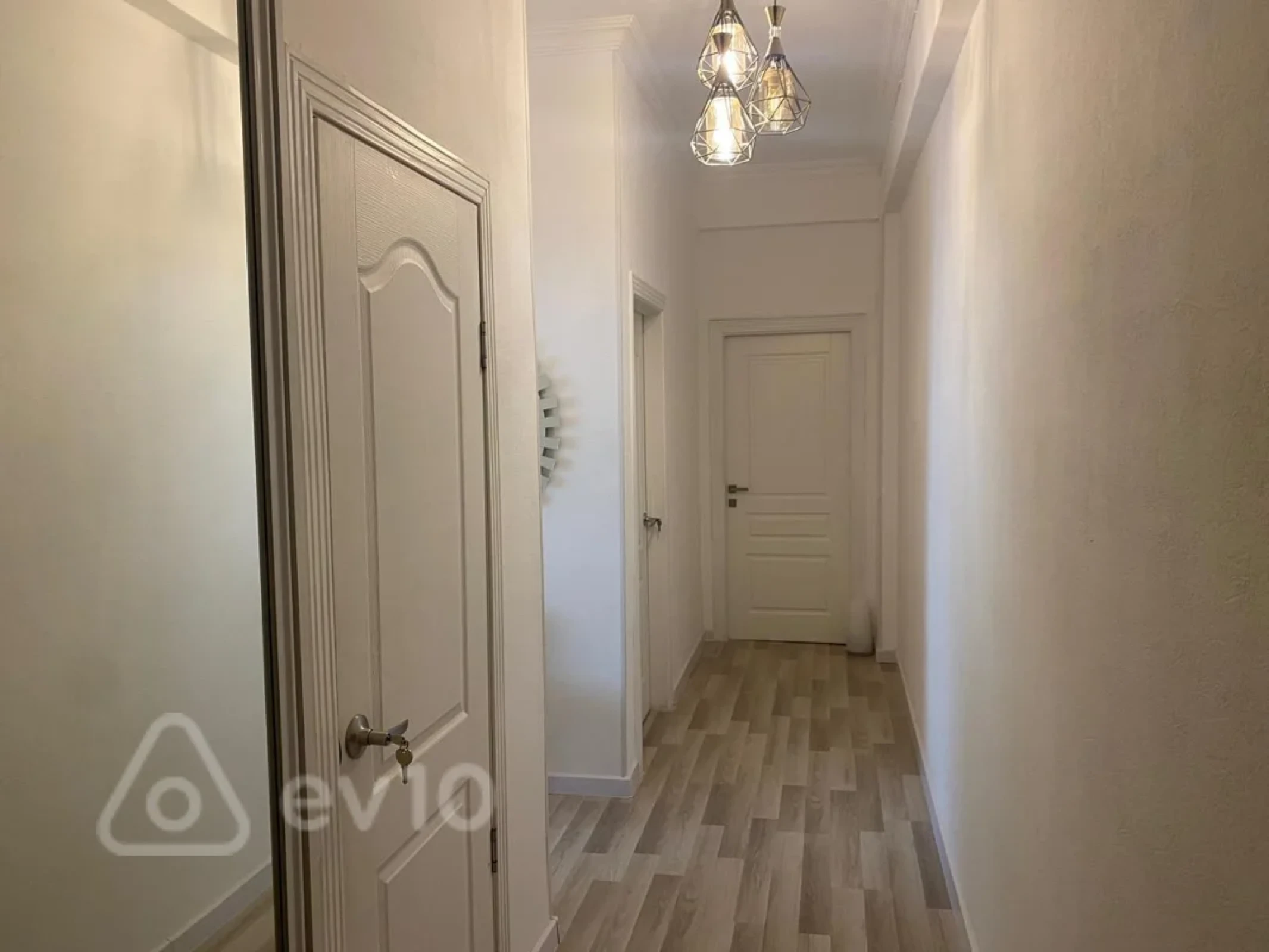 Satılır 2 otaqlı yeni tikili 65 m²