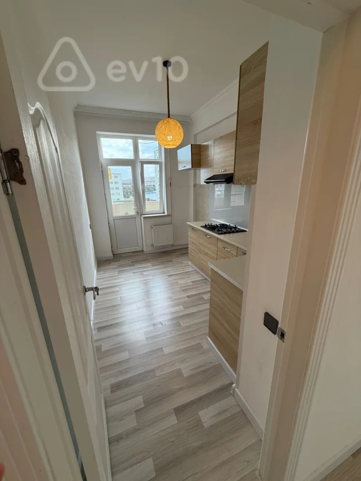 Satılır 2 otaqlı yeni tikili 65 m²