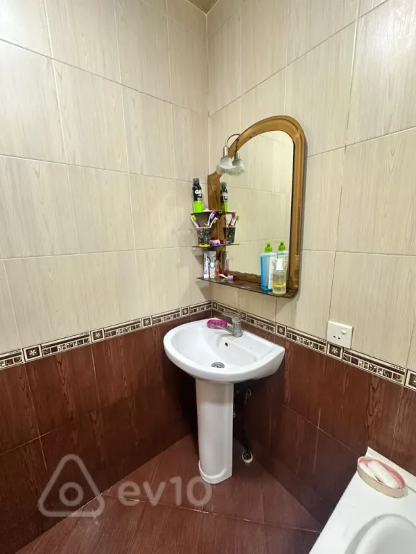 Satılır 2 otaqlı yeni tikili 74 m²