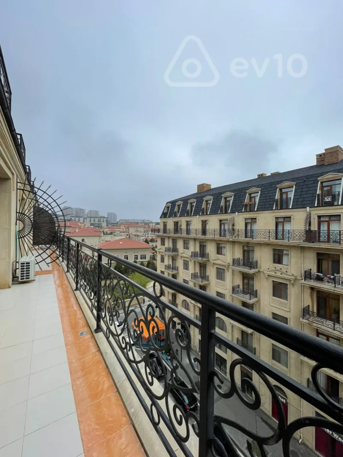 Kirayə verilir 2 otaqlı yeni tikili 74 m²