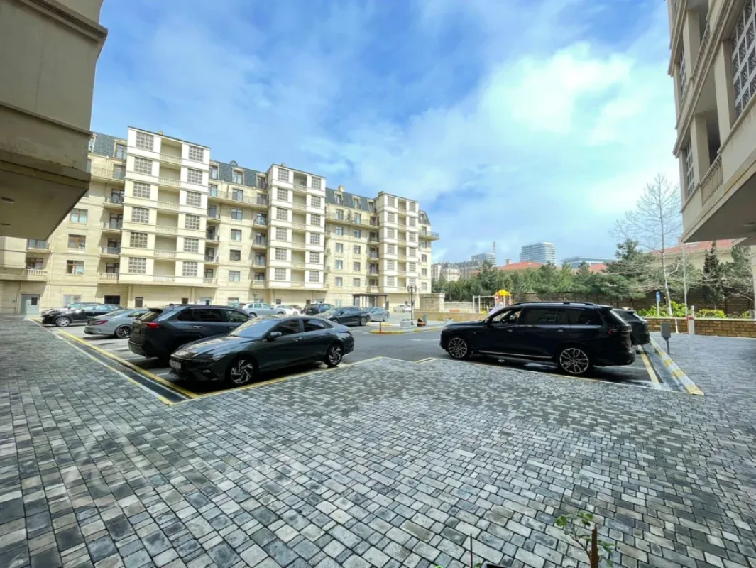 Kirayə verilir 2 otaqlı yeni tikili 74 m²