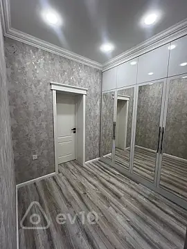 Kirayə verilir 2 otaqlı köhnə tikili 44 m²