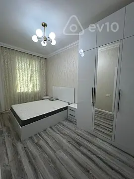 Kirayə verilir 2 otaqlı köhnə tikili 44 m²