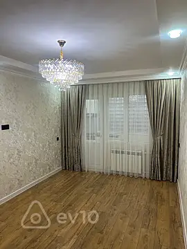 Satılır 3 otaqlı köhnə tikili 65 m² — Bakı, Binəqədi 3 otaq 65.00 m²