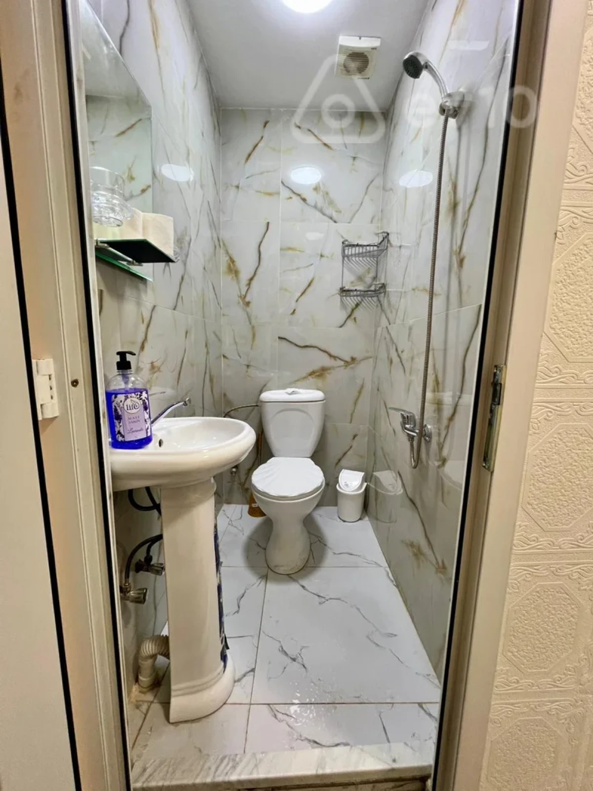 Kirayə verilir 2 otaqlı həyət evi 60 m²