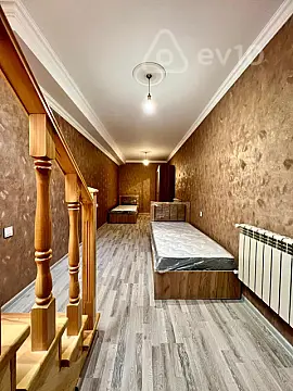 Kirayə verilir 2 otaqlı həyət evi 60 m²