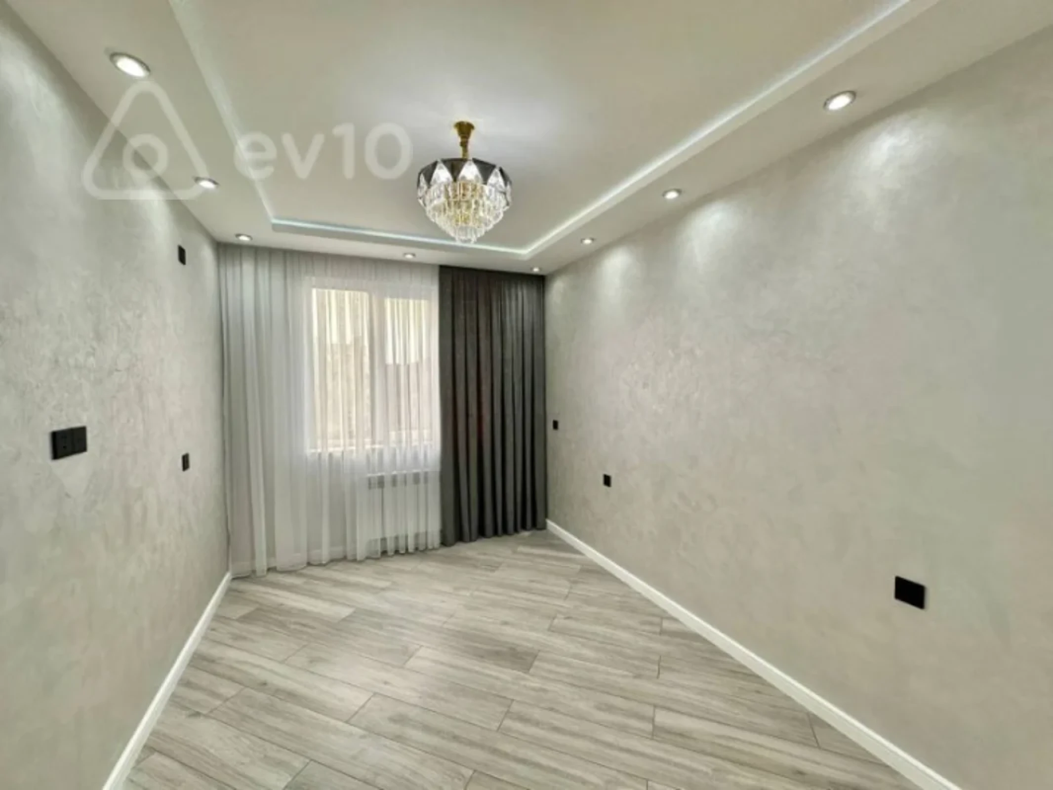 Satılır 4 otaqlı yeni tikili 153 m²