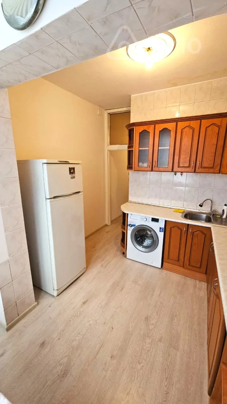 Kirayə verilir 3 otaqlı köhnə tikili 85 m²