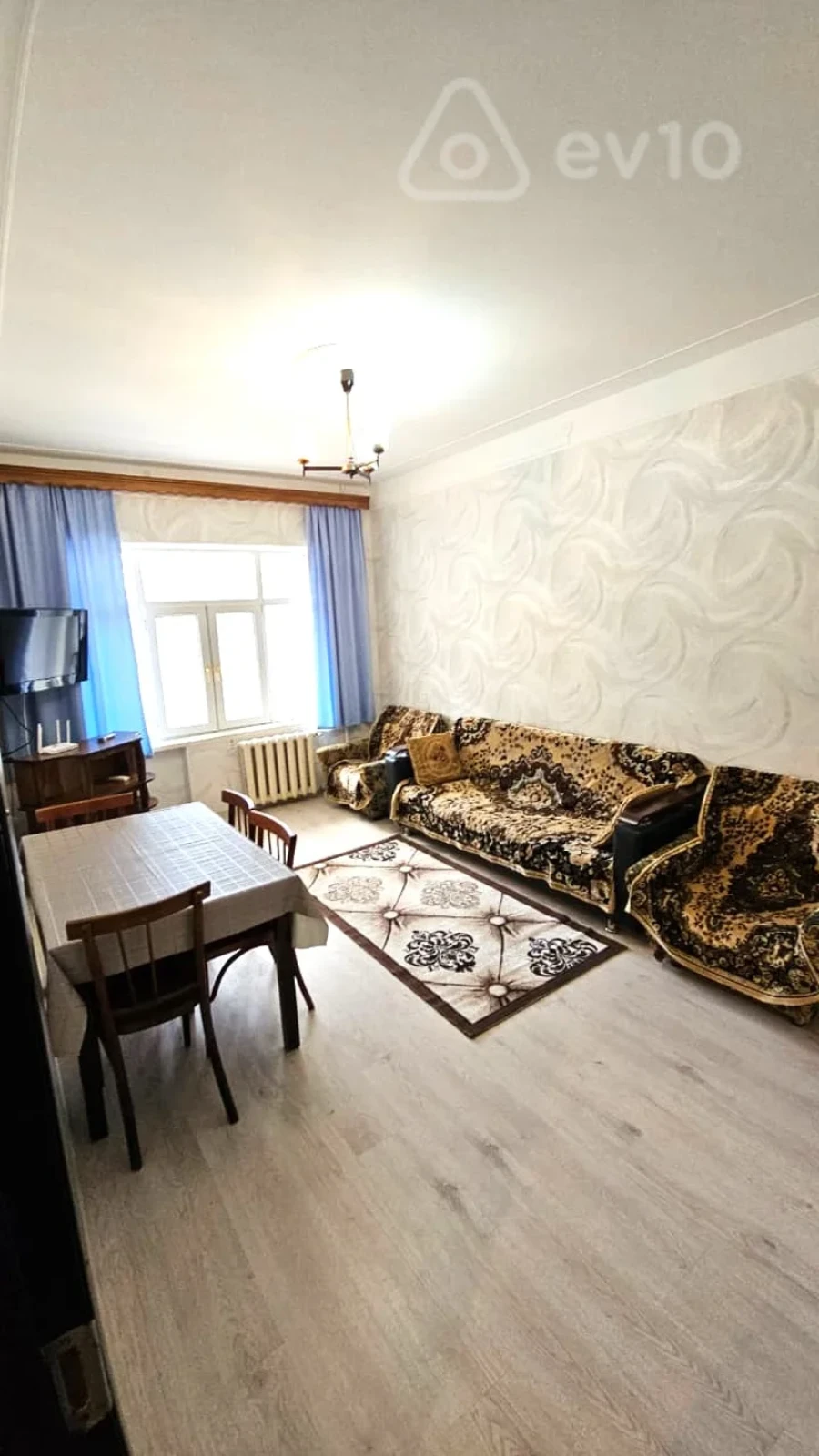 Kirayə verilir 3 otaqlı köhnə tikili 85 m²