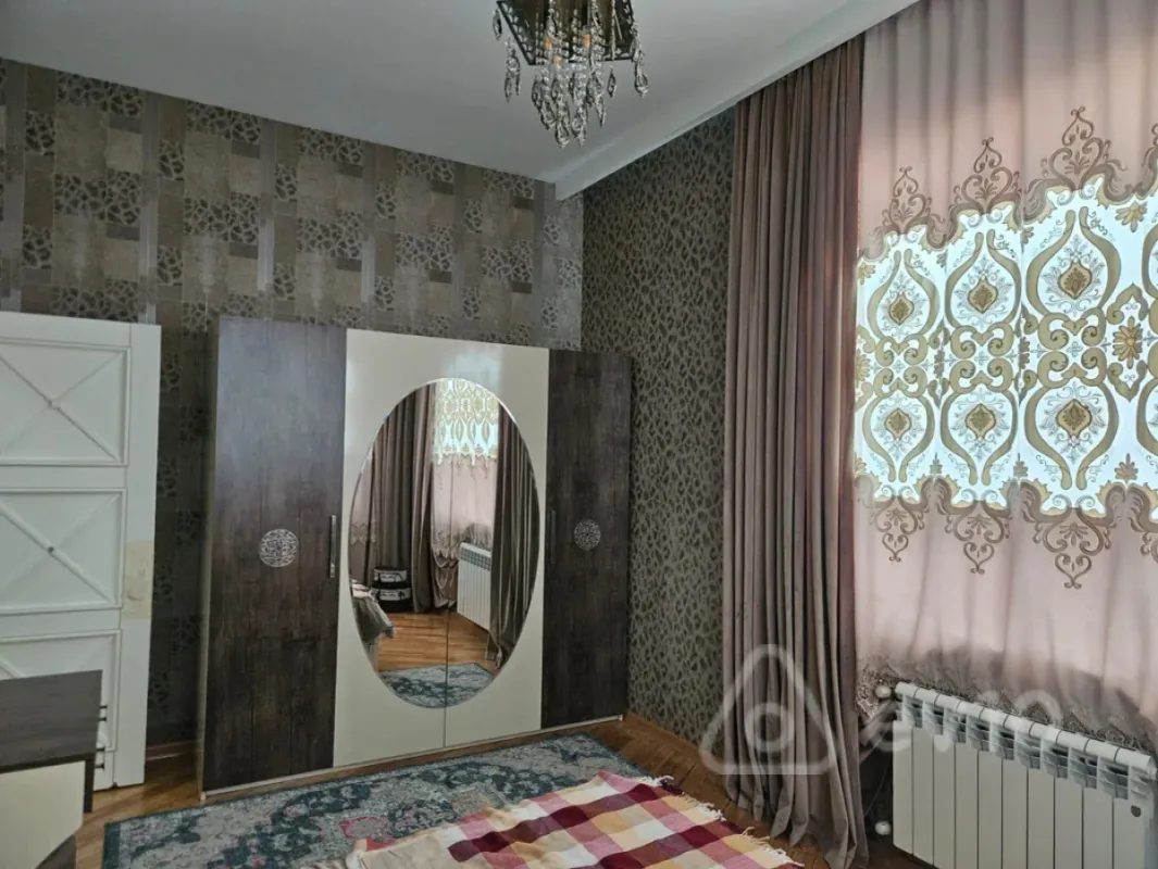 Satılır 5 otaqlı həyət evi 169 m²