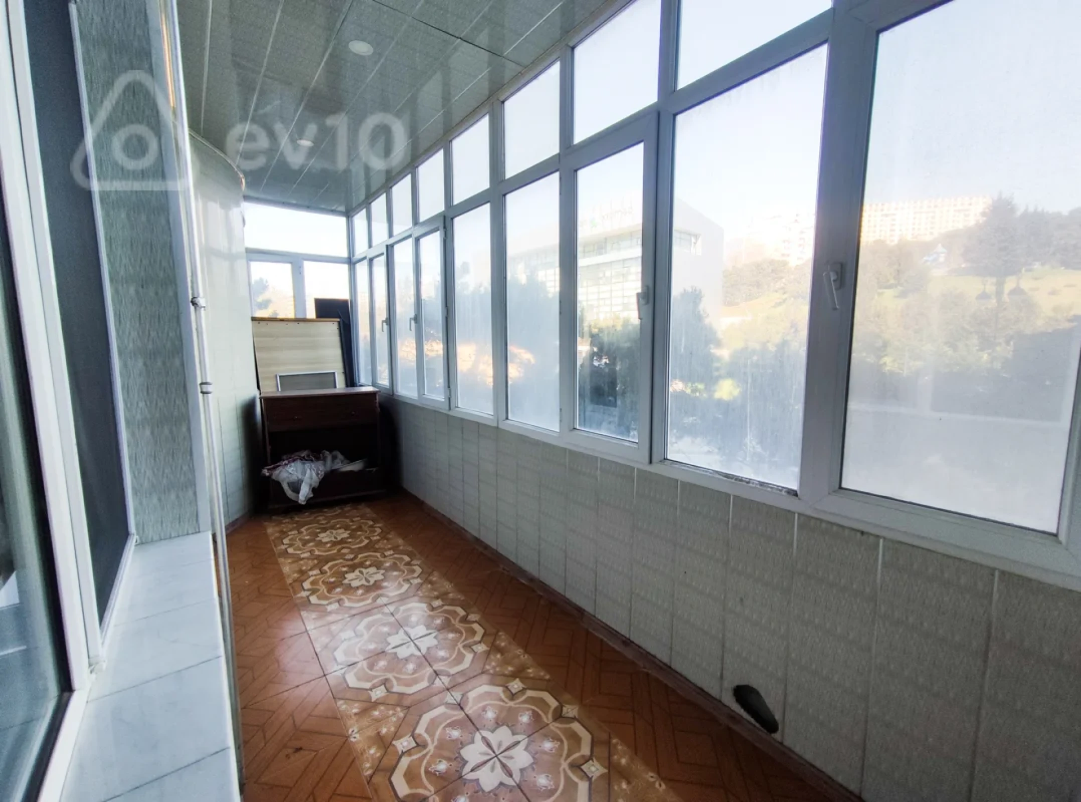 Kirayə verilir 3 otaqlı yeni tikili 120 m²