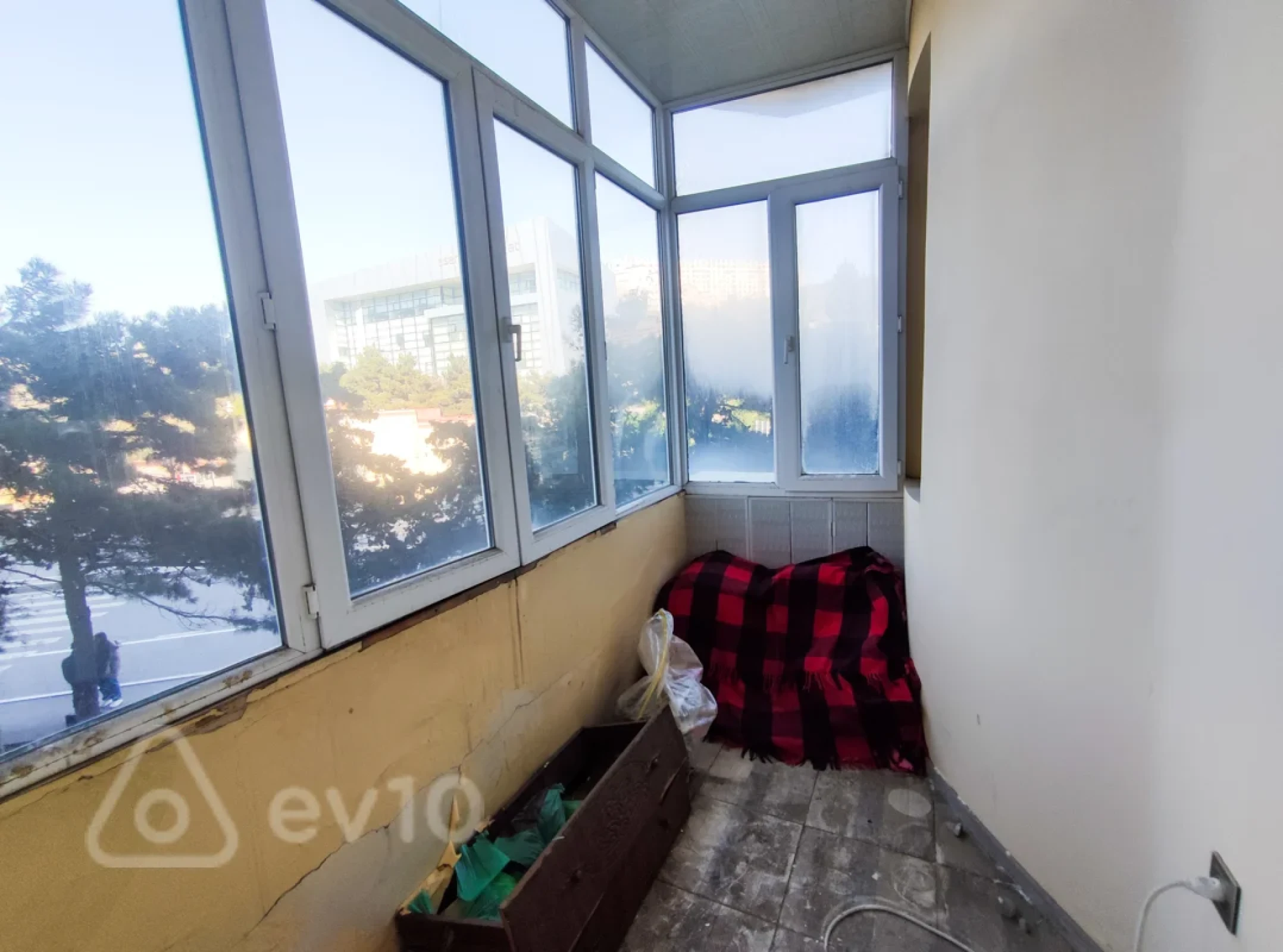 Kirayə verilir 3 otaqlı yeni tikili 120 m²