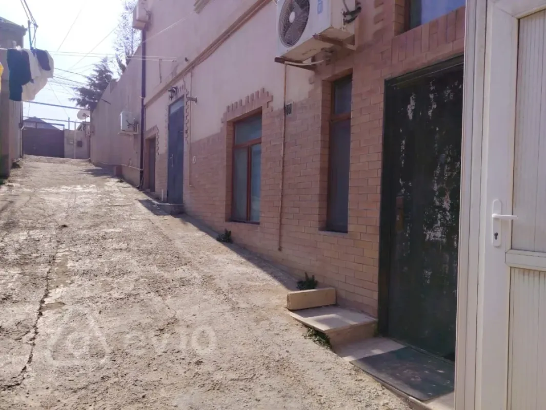 Kirayə verilir 2 otaqlı həyət evi 65 m²