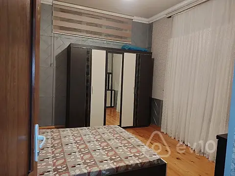 Kirayə verilir 2 otaqlı həyət evi 65 m²