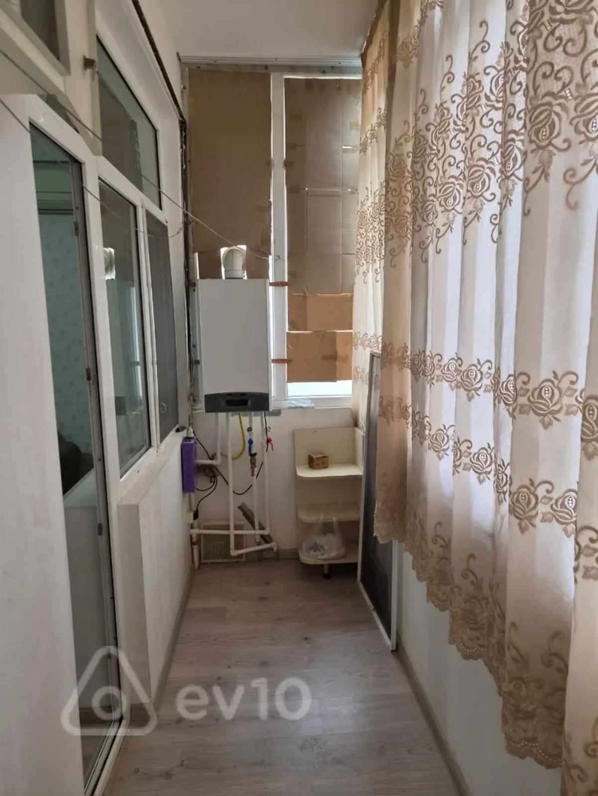 Kirayə verilir 2 otaqlı yeni tikili 60 m²