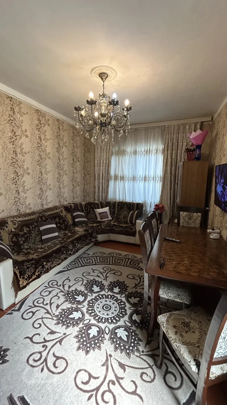 Kirayə verilir 1 otaqlı köhnə tikili 45 m²