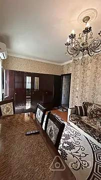 Kirayə verilir 1 otaqlı köhnə tikili 45 m²