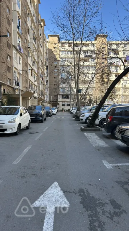 Kirayə verilir 1 otaqlı köhnə tikili 45 m²