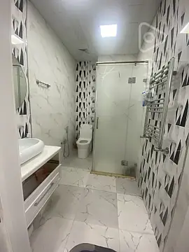 Kirayə verilir 2 otaqlı yeni tikili 55 m²