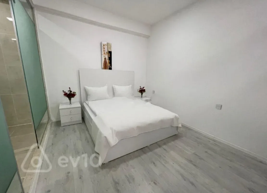 Kirayə verilir 1 otaqlı yeni tikili 55 m²