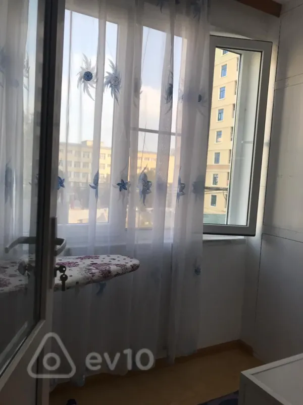 Satılır 1 otaqlı köhnə tikili 33 m²