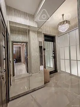 Kirayə verilir 3 otaqlı yeni tikili 130 m²