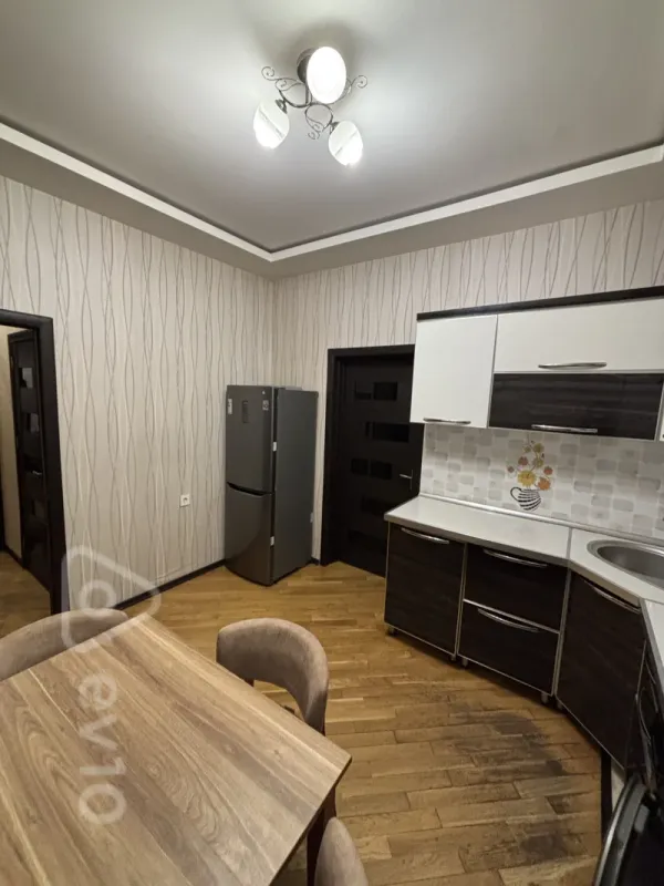 Kirayə verilir 2 otaqlı yeni tikili 55 m²