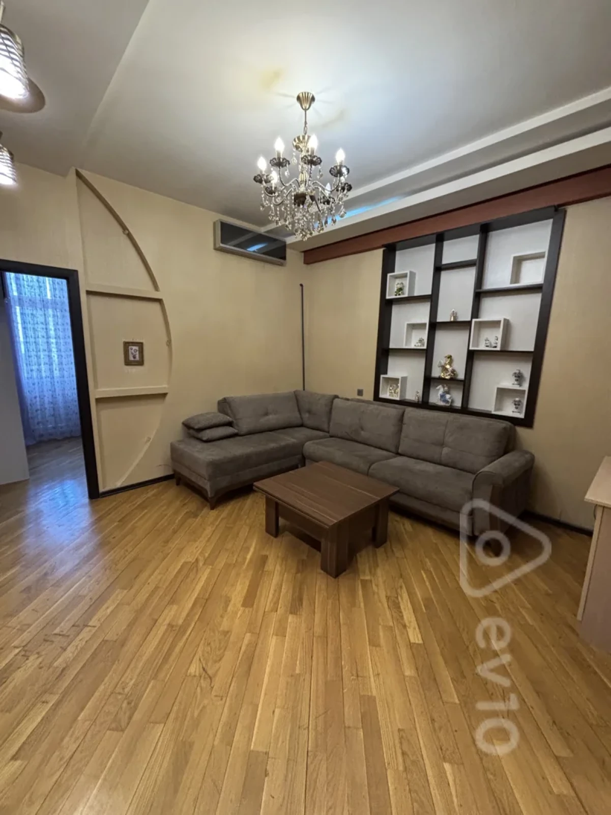 Kirayə verilir 2 otaqlı yeni tikili 55 m²