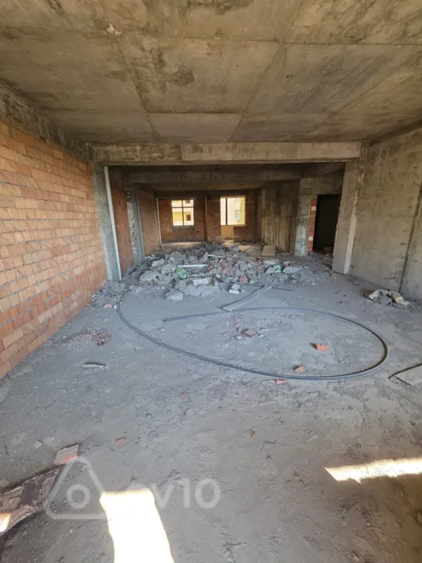 Satılır 3 otaqlı yeni tikili 134 m²