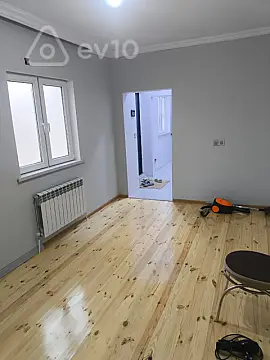 Kirayə verilir 2 otaqlı həyət evi 65 m²