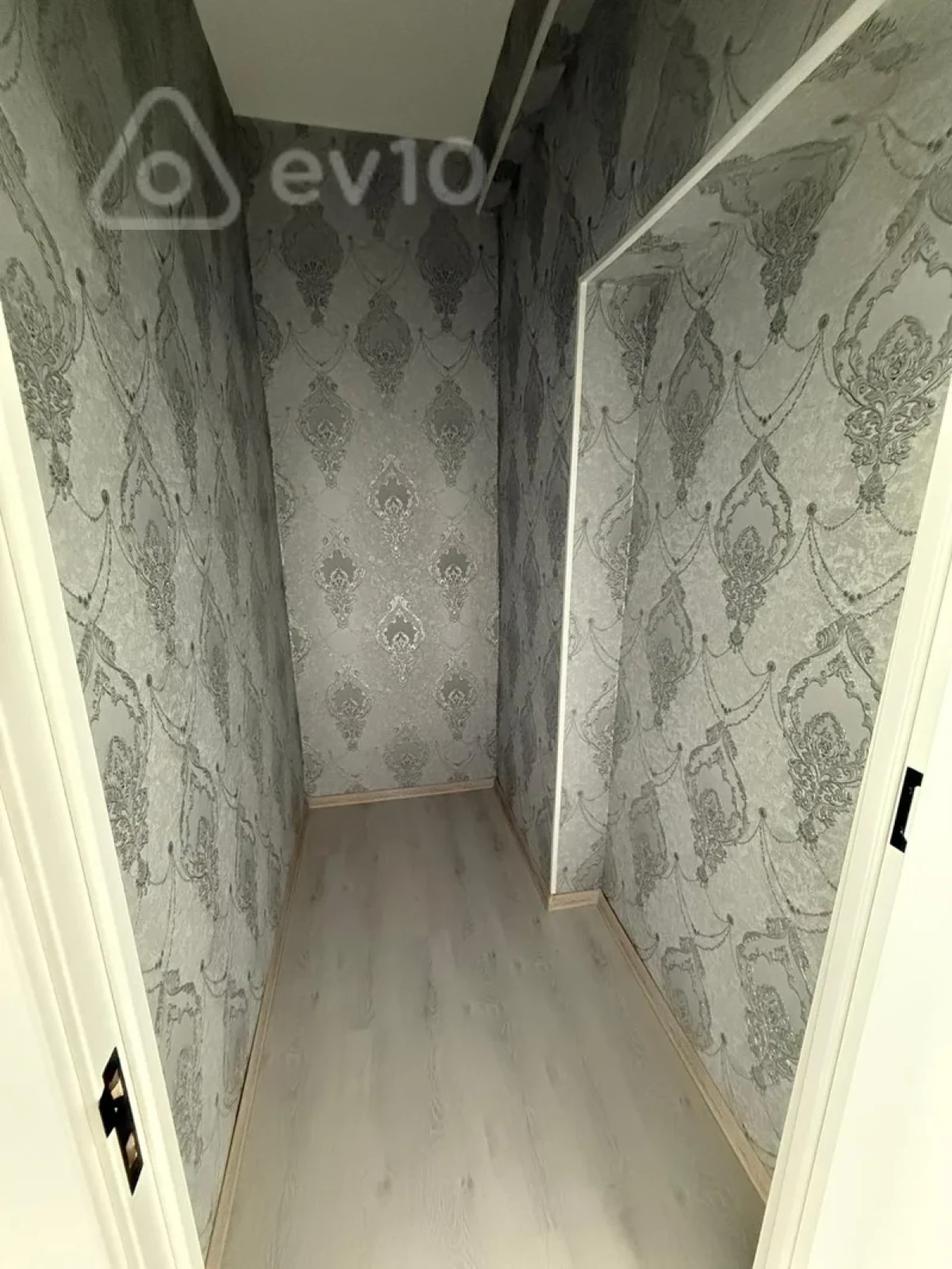 Satılır 2 otaqlı yeni tikili 68 m²