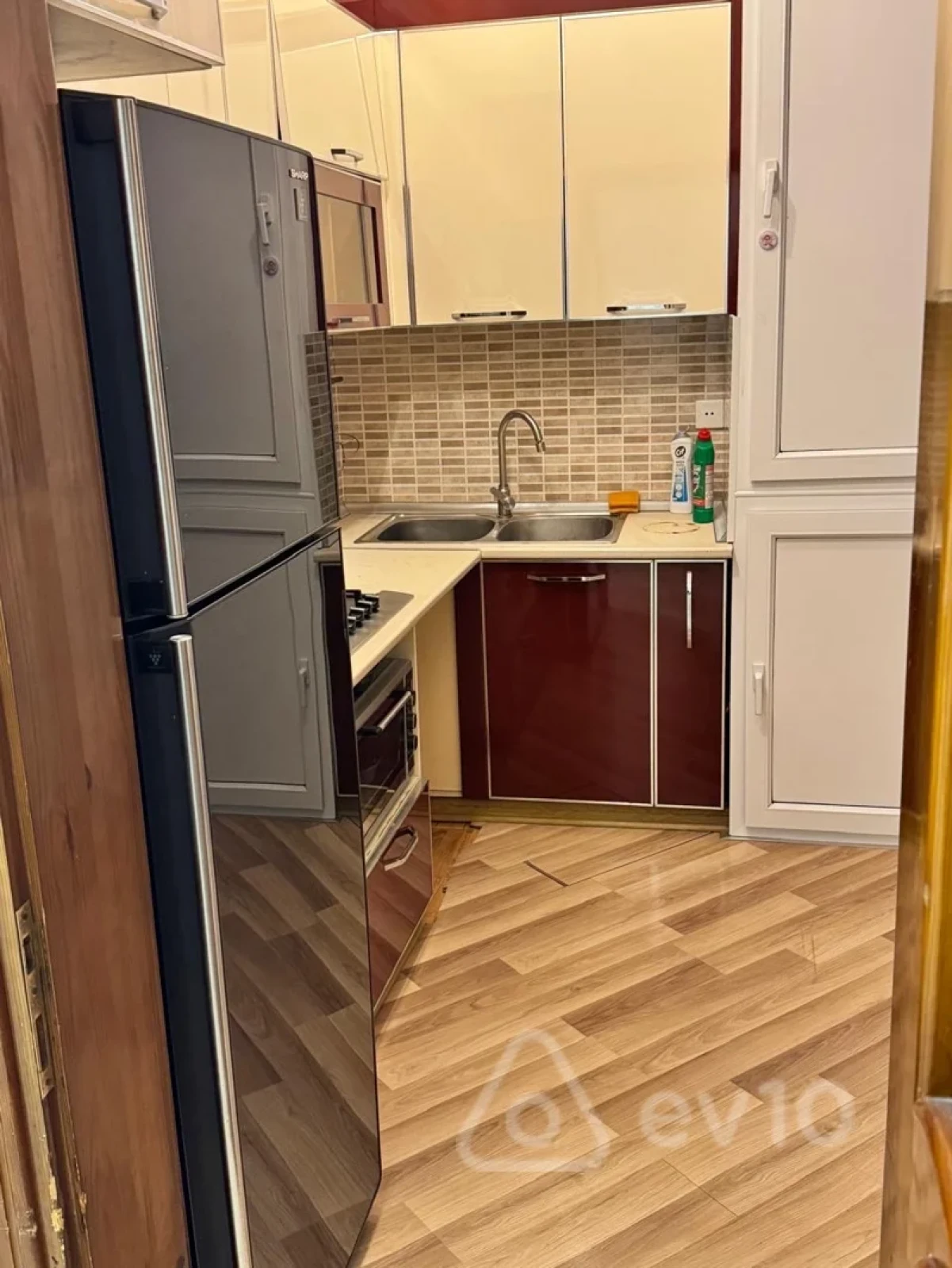 Kirayə verilir 3 otaqlı yeni tikili 92 m²