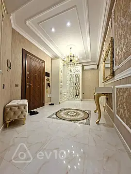 Satılır 4 otaqlı yeni tikili 150 m²