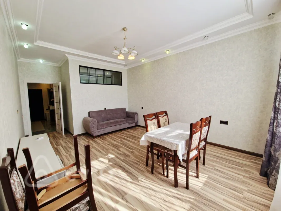 Kirayə verilir 3 otaqlı yeni tikili 80 m²