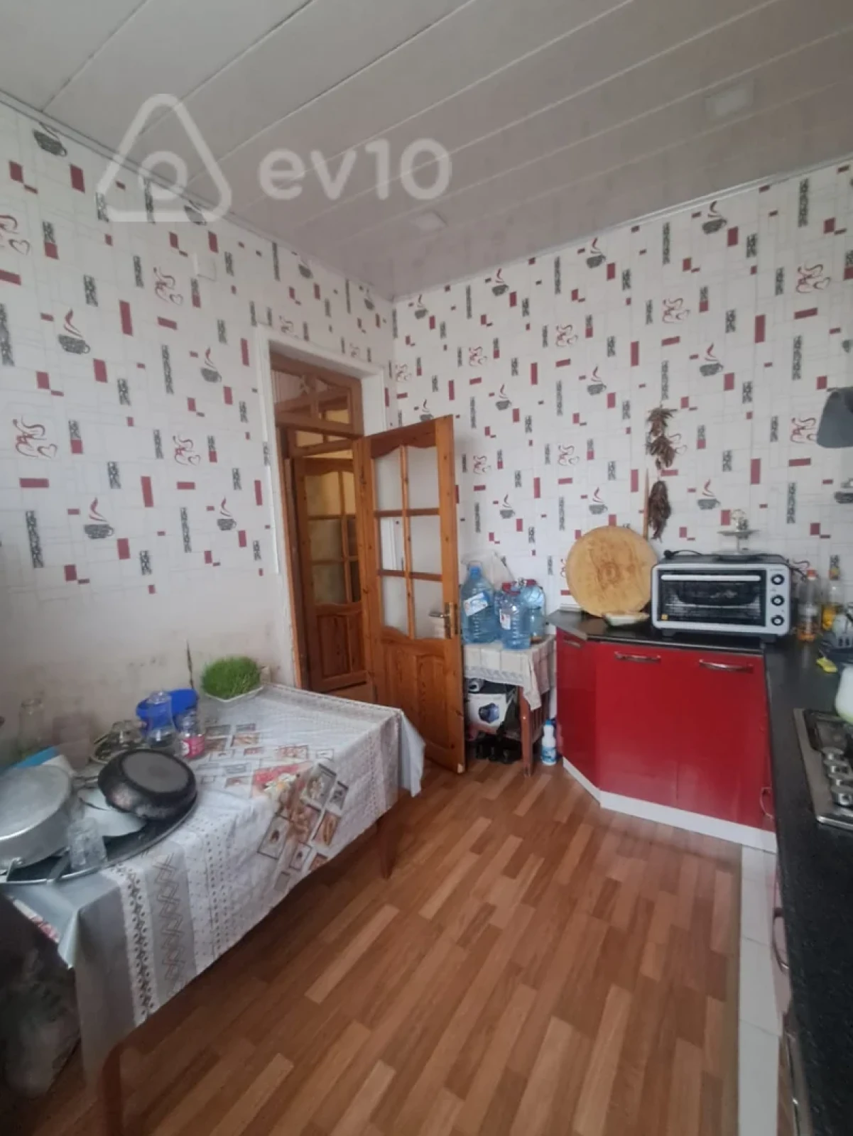 Satılır 3 otaqlı həyət evi 180 m²