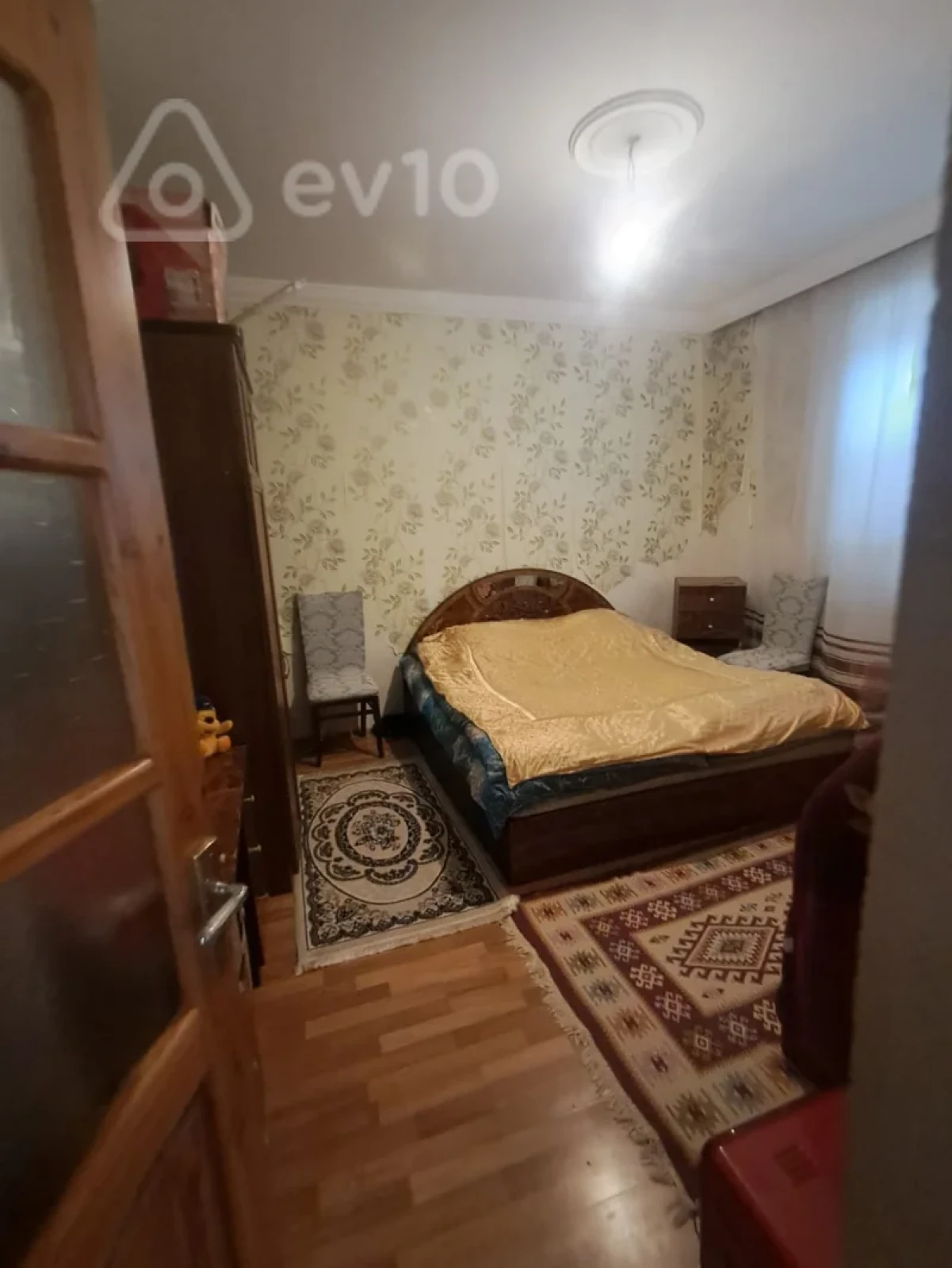 Satılır 3 otaqlı həyət evi 180 m²