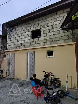 Satılır 5 otaqlı həyət evi 190 m²