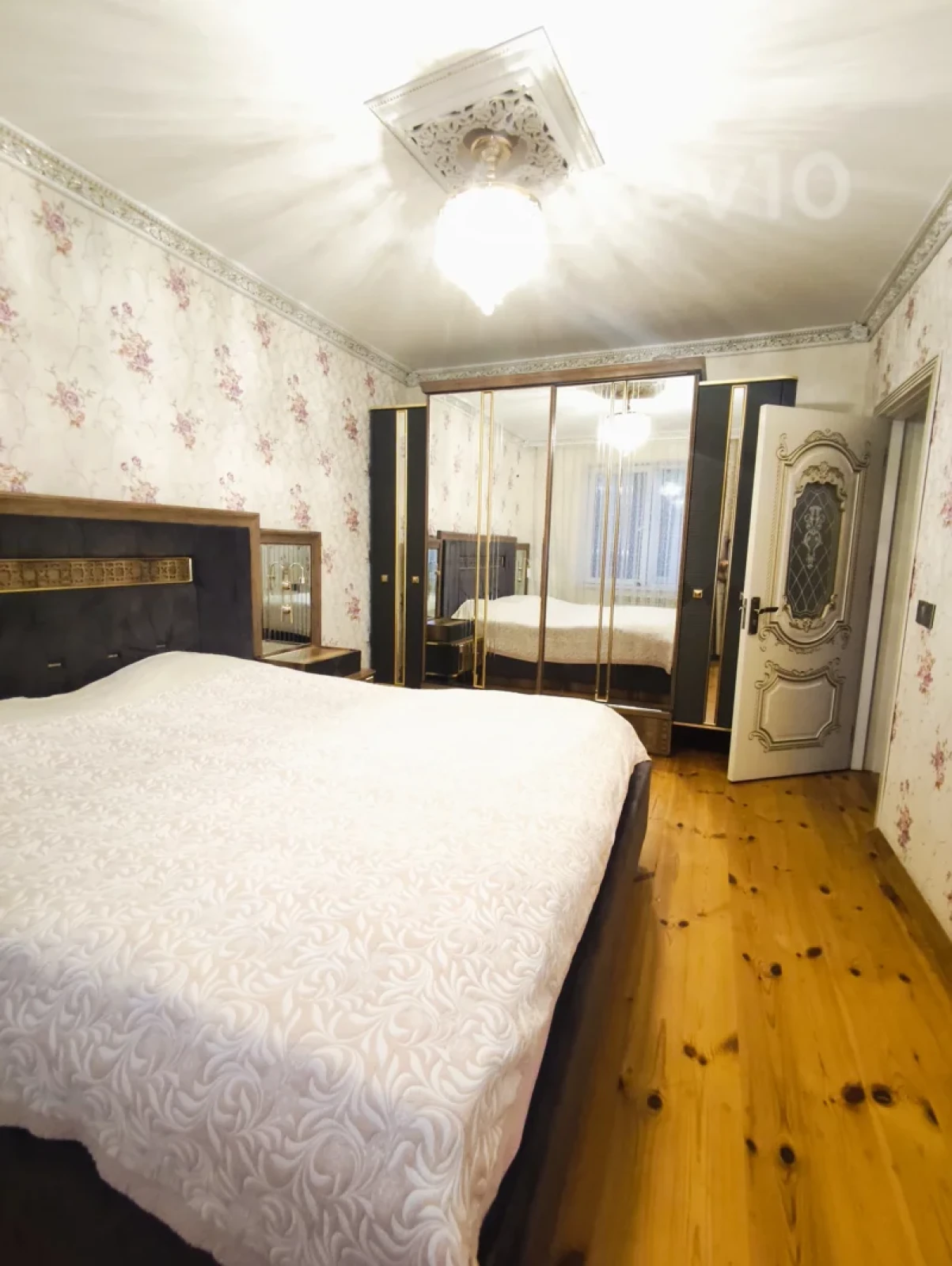 Satılır 5 otaqlı həyət evi 190 m²