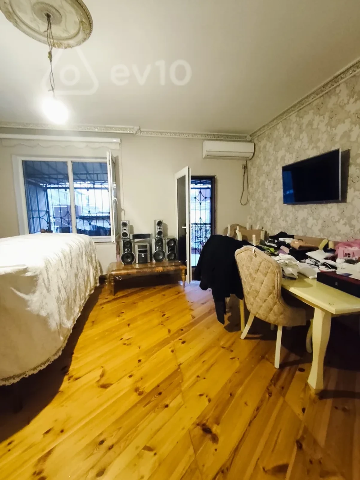 Satılır 5 otaqlı həyət evi 190 m²