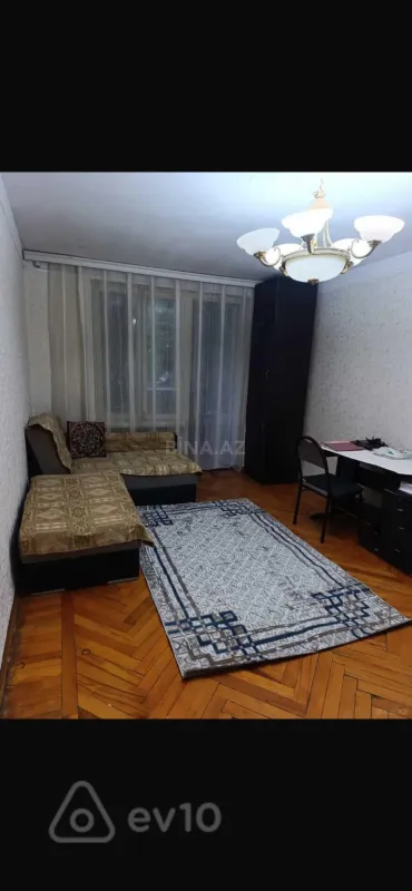 Kirayə verilir 2 otaqlı köhnə tikili 45 m²