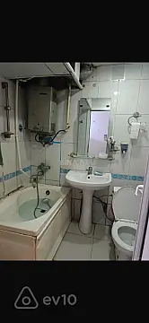 Kirayə verilir 2 otaqlı köhnə tikili 45 m²